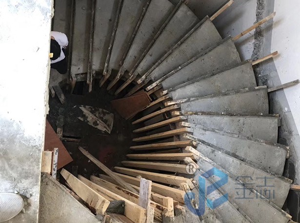 �F������